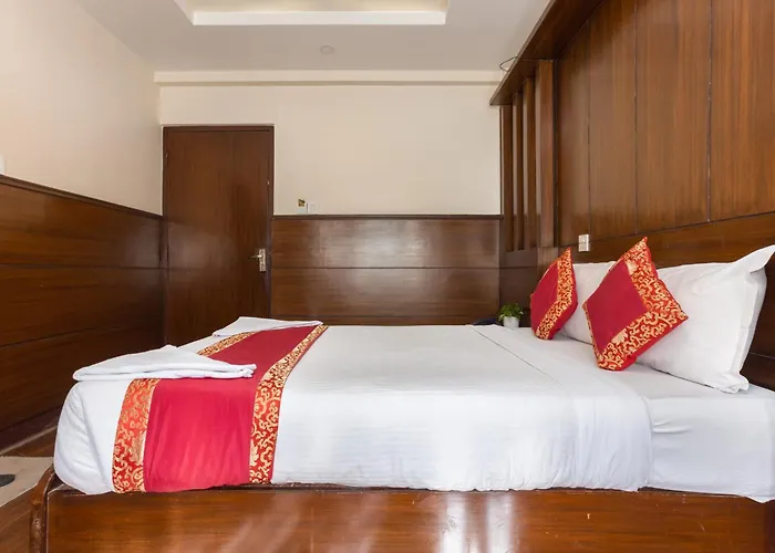 Buddha Hotel 3*